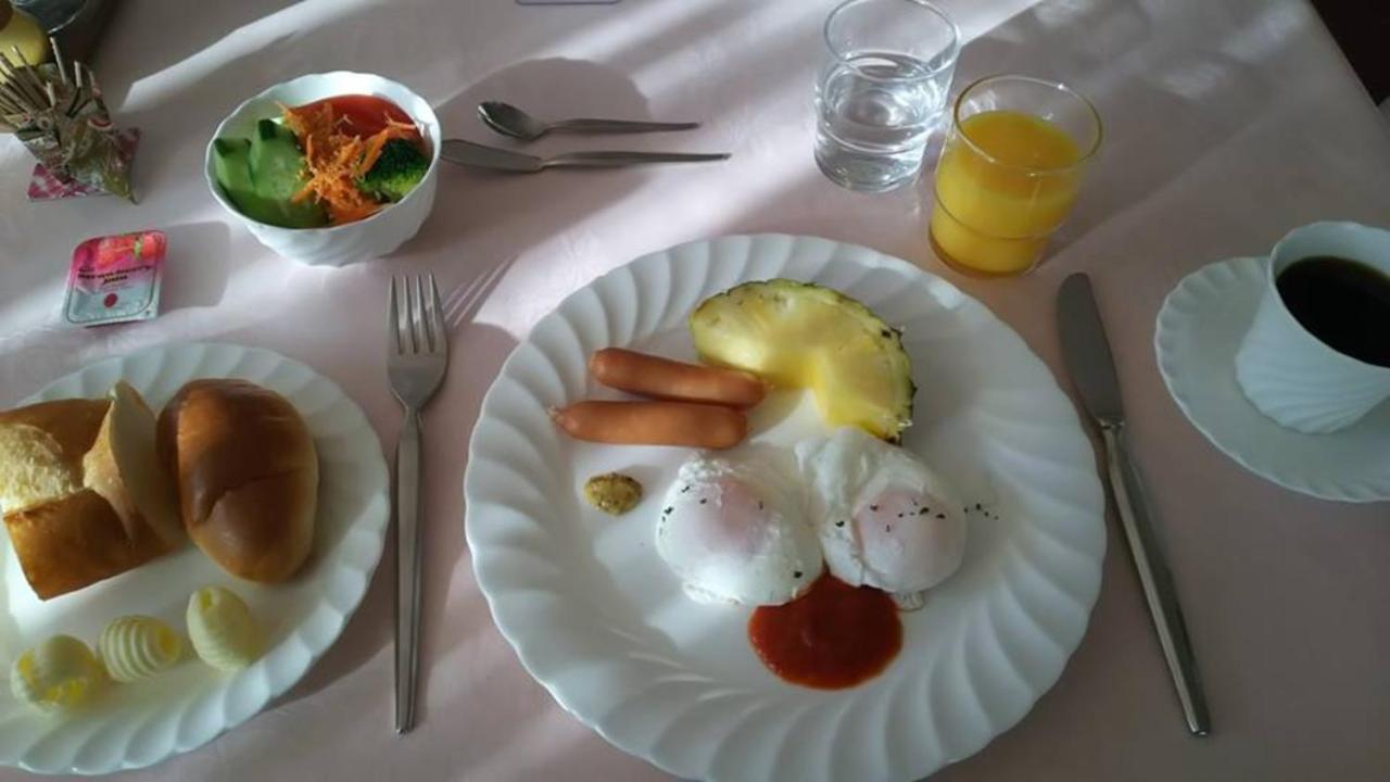 เปอตีต์ โฮเต็ล ชิทากะ Hotel ฮาคุบะ ภายนอก รูปภาพ